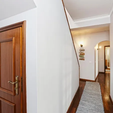Sunrise Terrace Apartament *